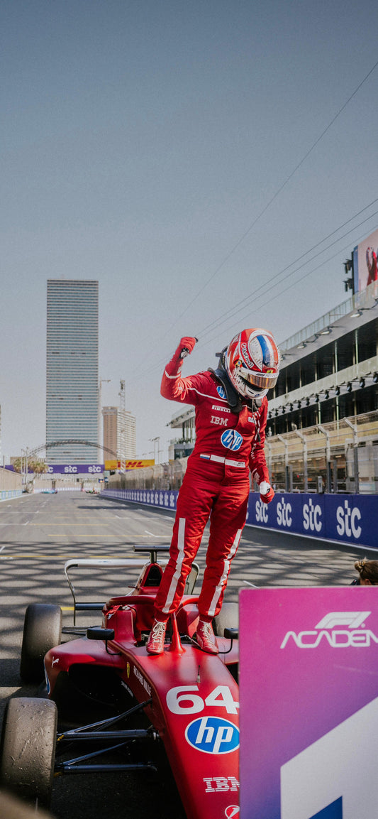 Maya Weug leidt het F1 Academy-kampioenschap in 2025